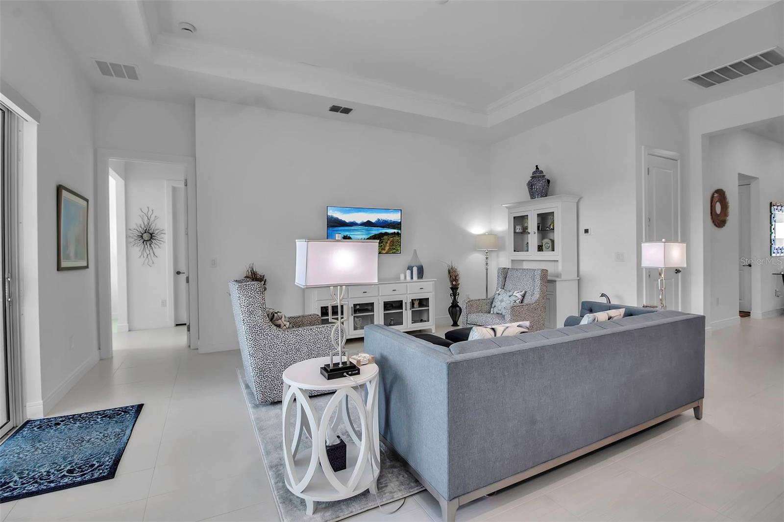 Image 20 of 71 For 8541 Coastal Palms Glen