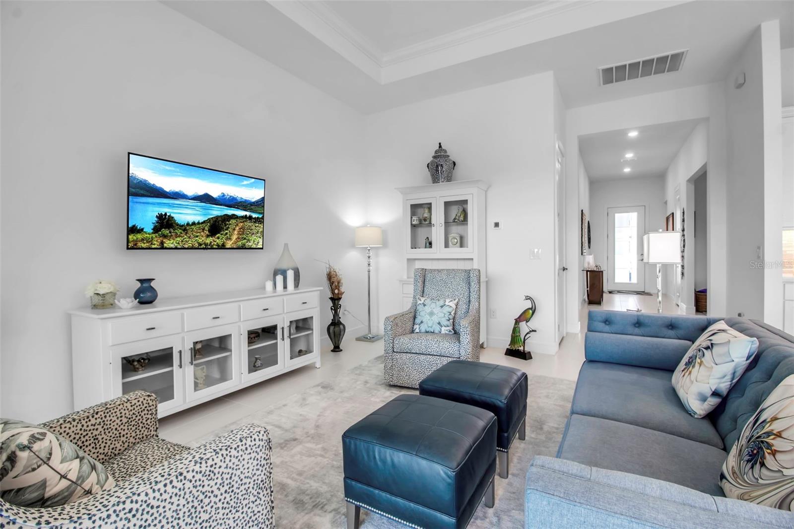 Image 22 of 71 For 8541 Coastal Palms Glen