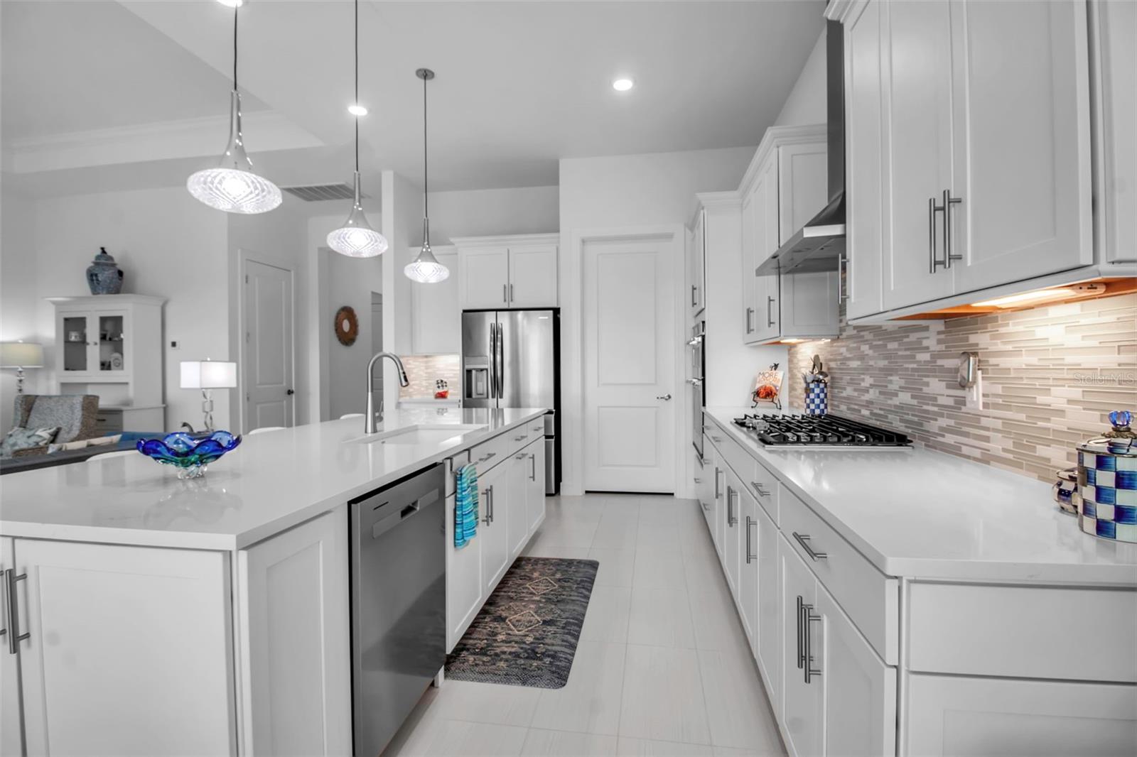 Image 31 of 71 For 8541 Coastal Palms Glen