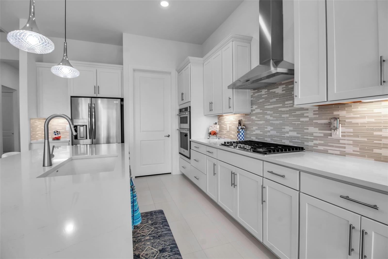 Image 32 of 71 For 8541 Coastal Palms Glen