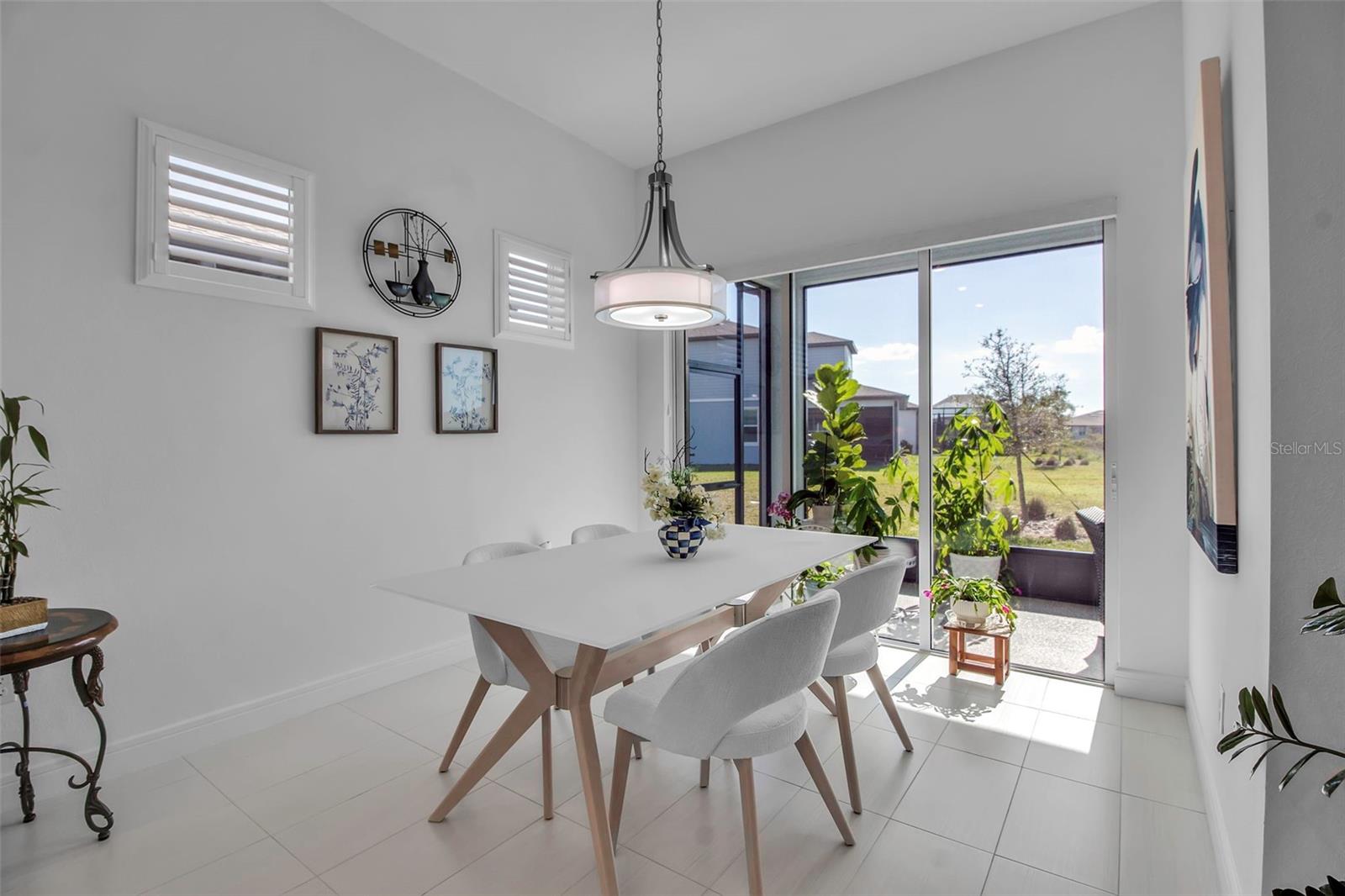 Image 39 of 71 For 8541 Coastal Palms Glen