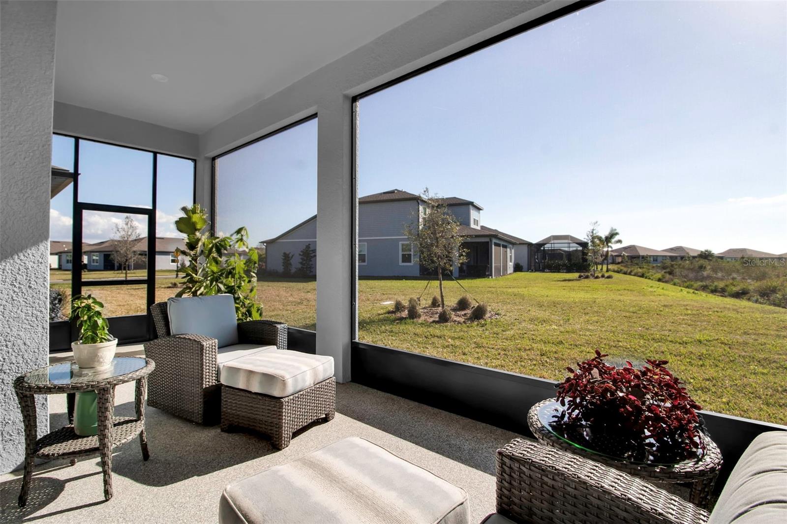 Image 64 of 71 For 8541 Coastal Palms Glen