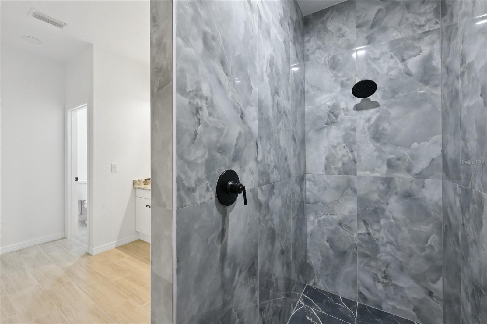 Image 23 of 40 For 2470 Talwood Terrace