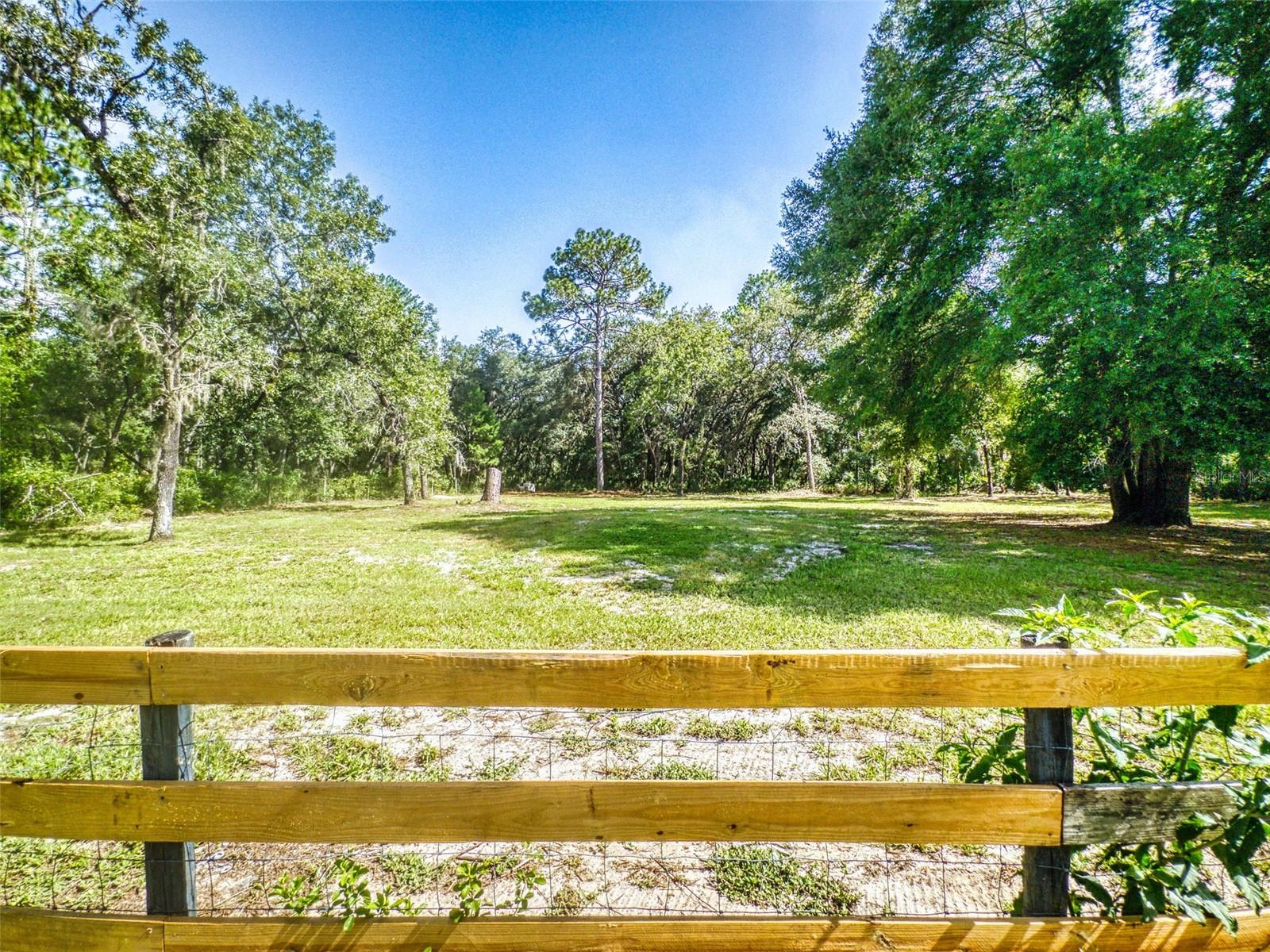 Image 8 of 65 For 7360 157th Lane