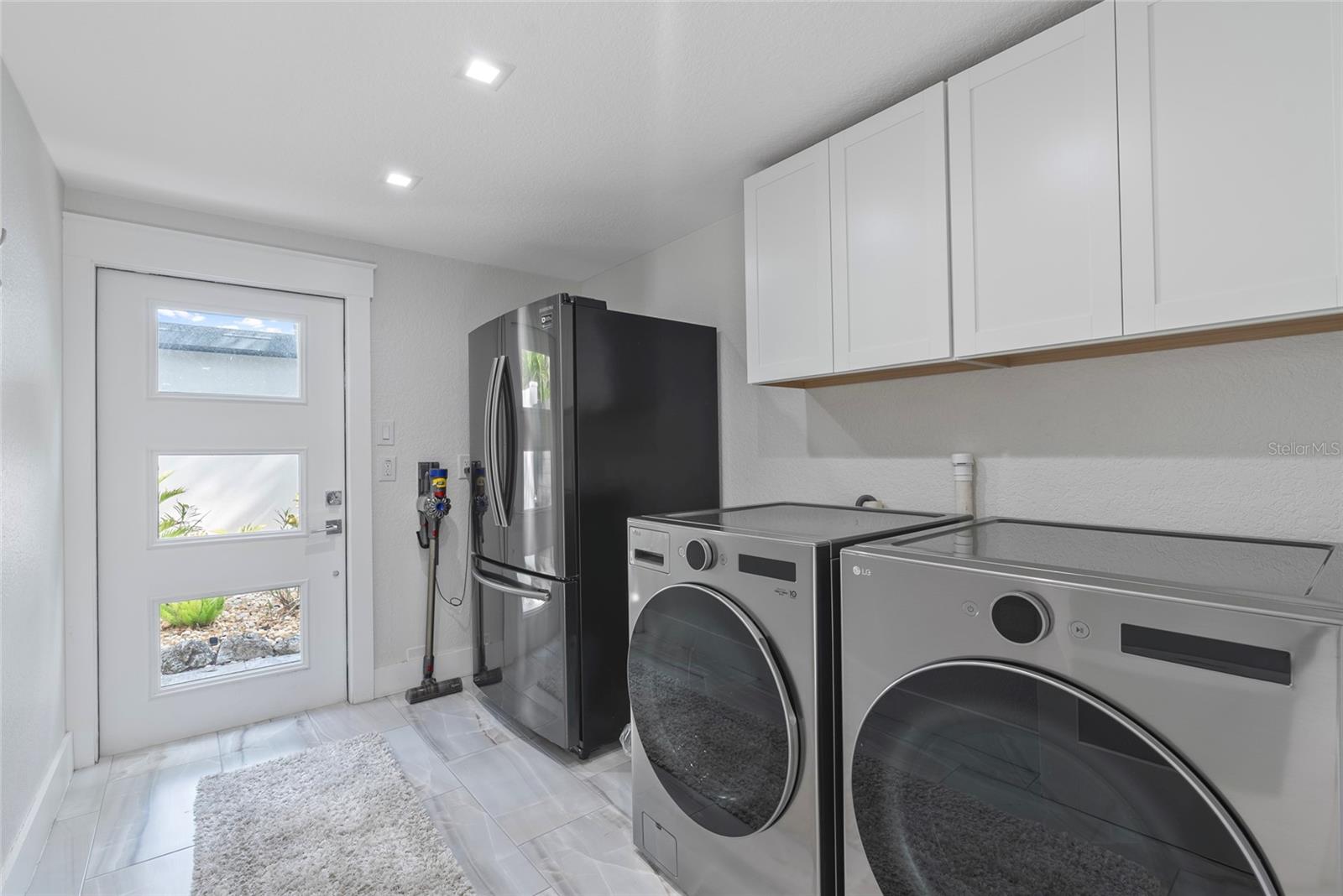 Image 33 of 43 For 1100 Westway Drive