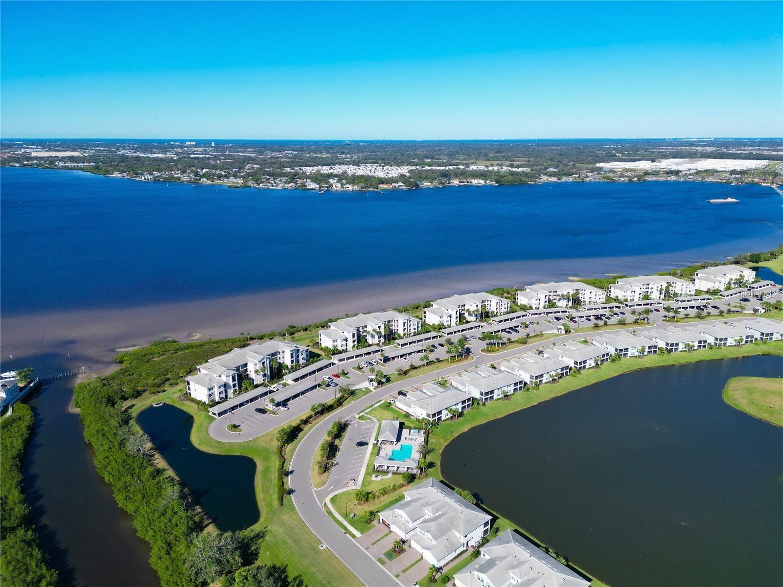 Image 40 of 67 For 1010 Tidewater Shores Loop 101