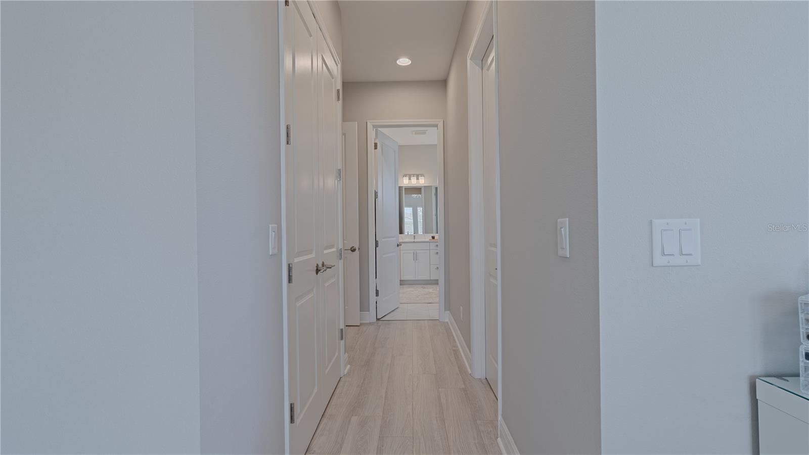 Image 11 of 32 For 6172 Lungo Lago Drive