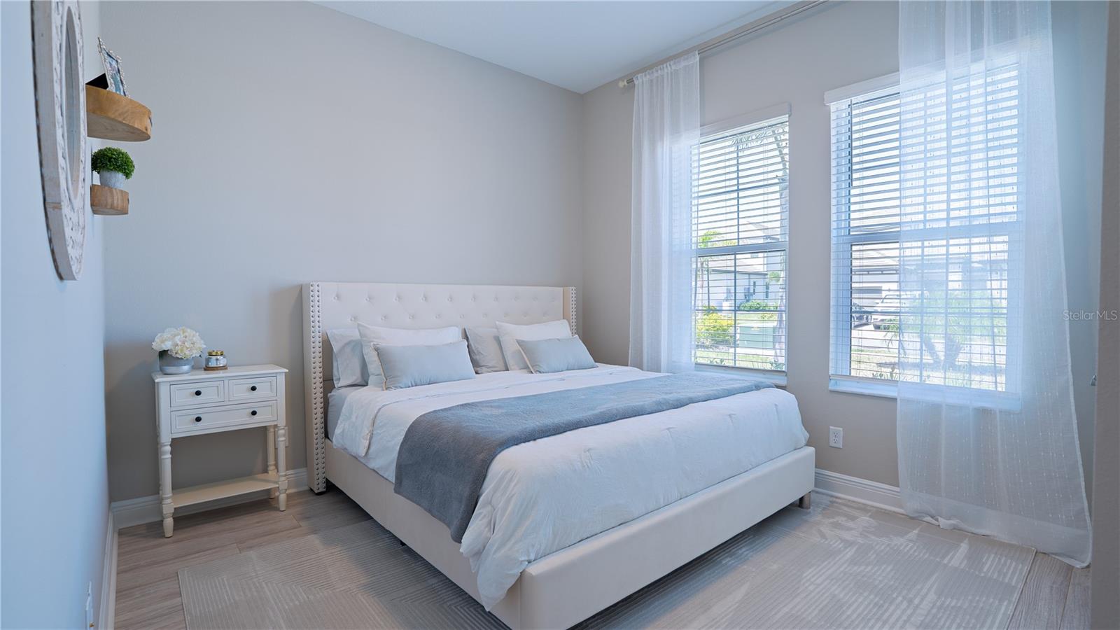 Image 17 of 32 For 6172 Lungo Lago Drive