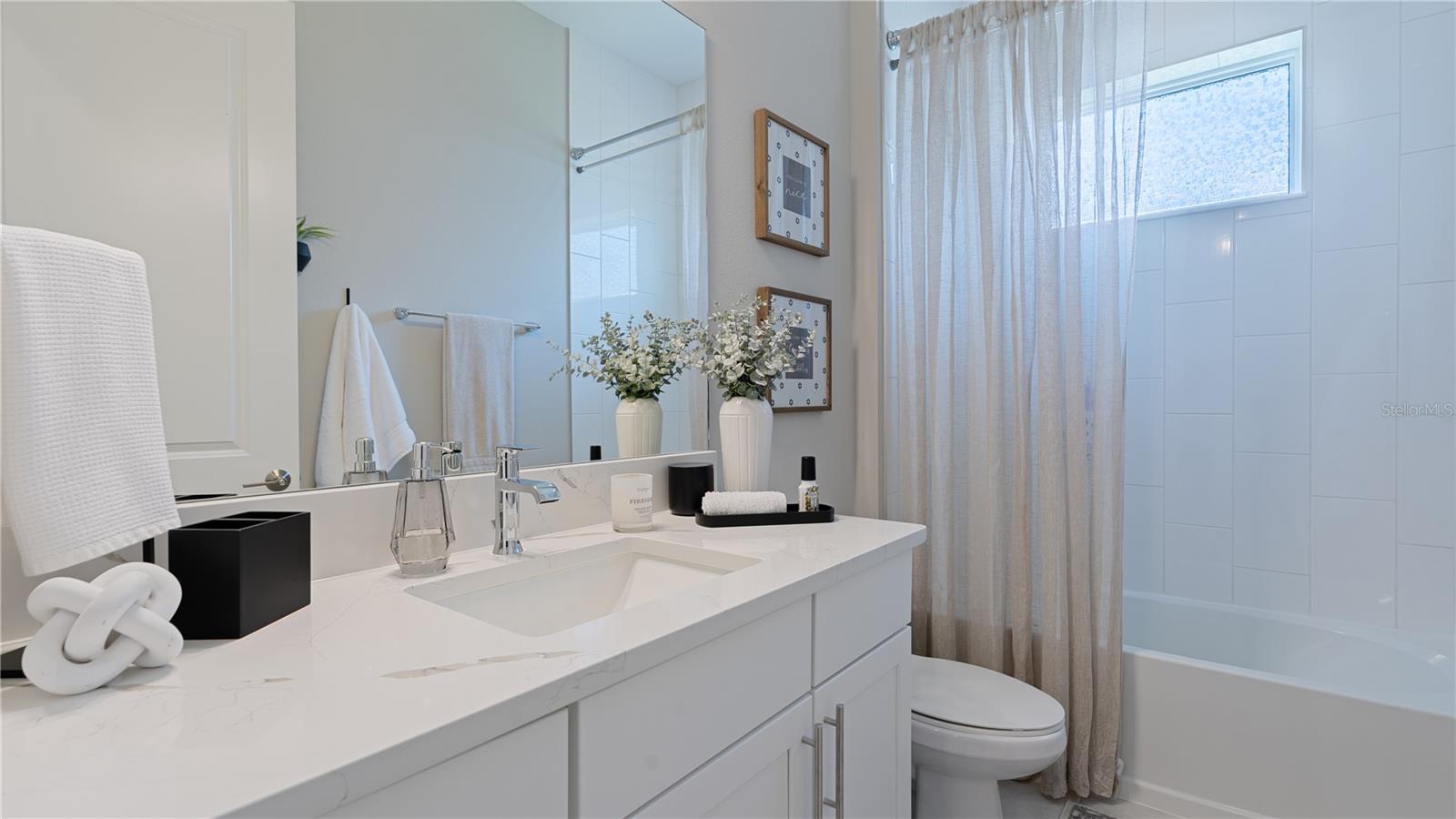 Image 18 of 32 For 6172 Lungo Lago Drive