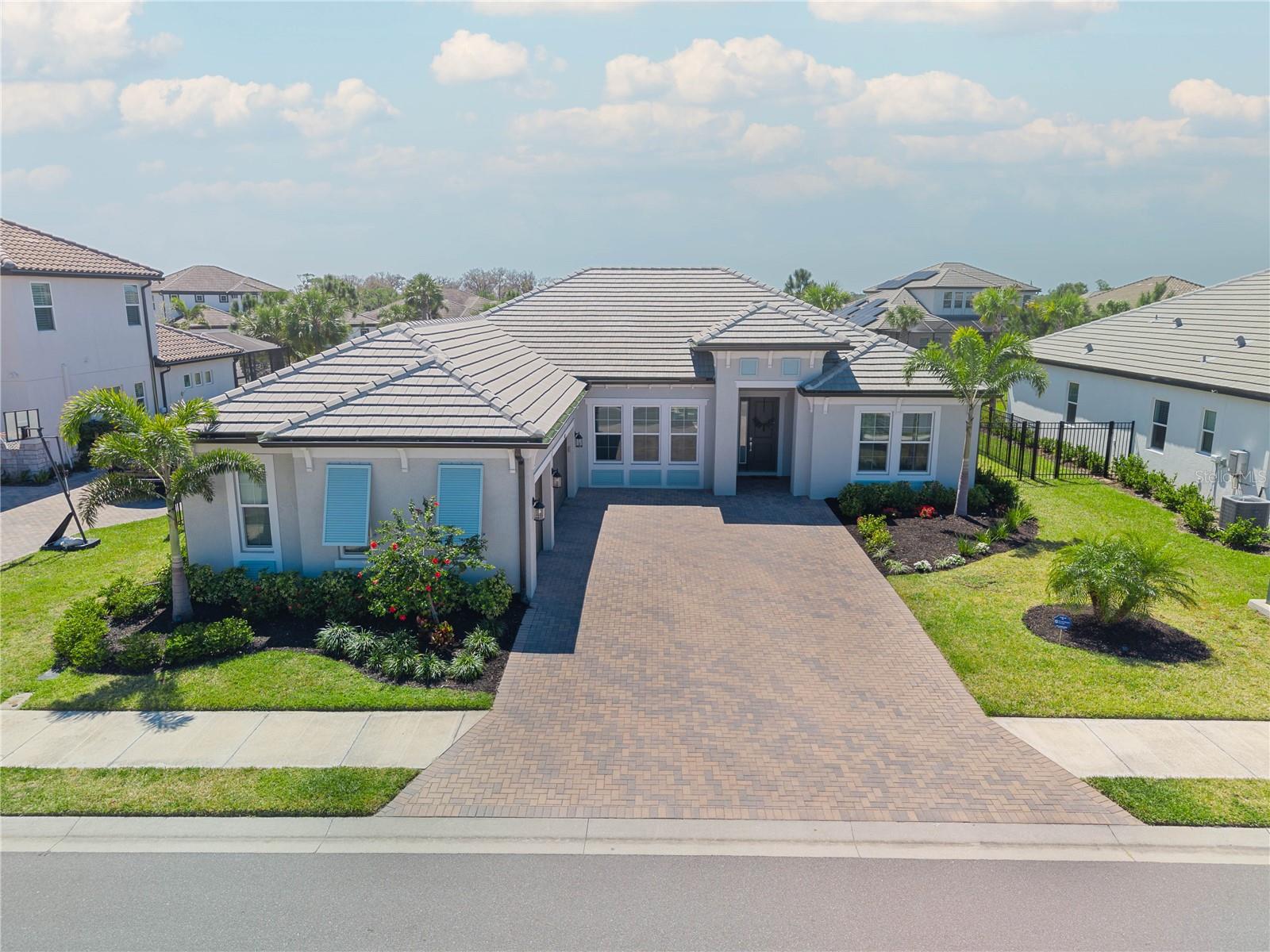 Image 31 of 32 For 6172 Lungo Lago Drive