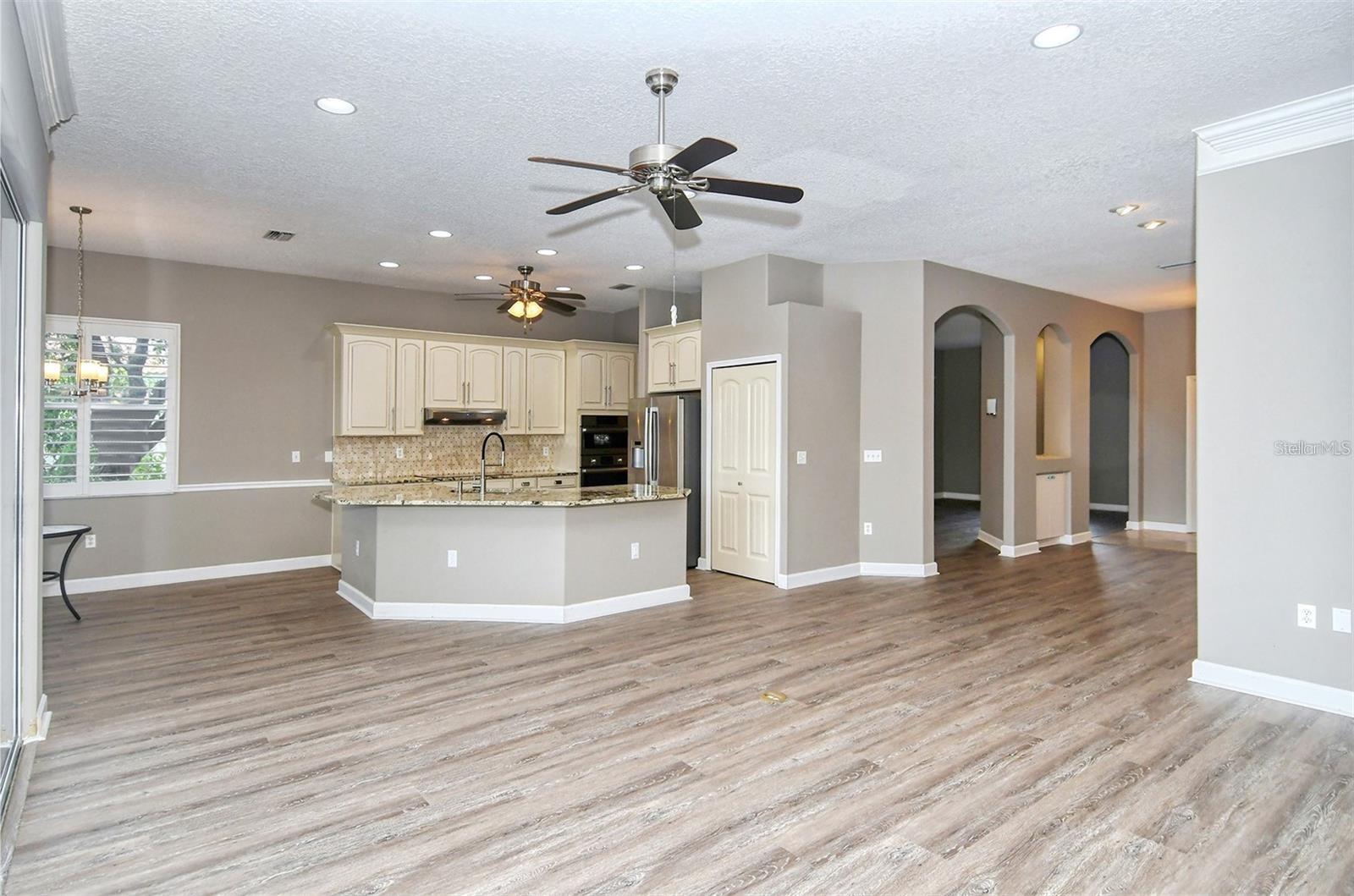 Image 14 of 50 For 6807 Sagebrush Circle