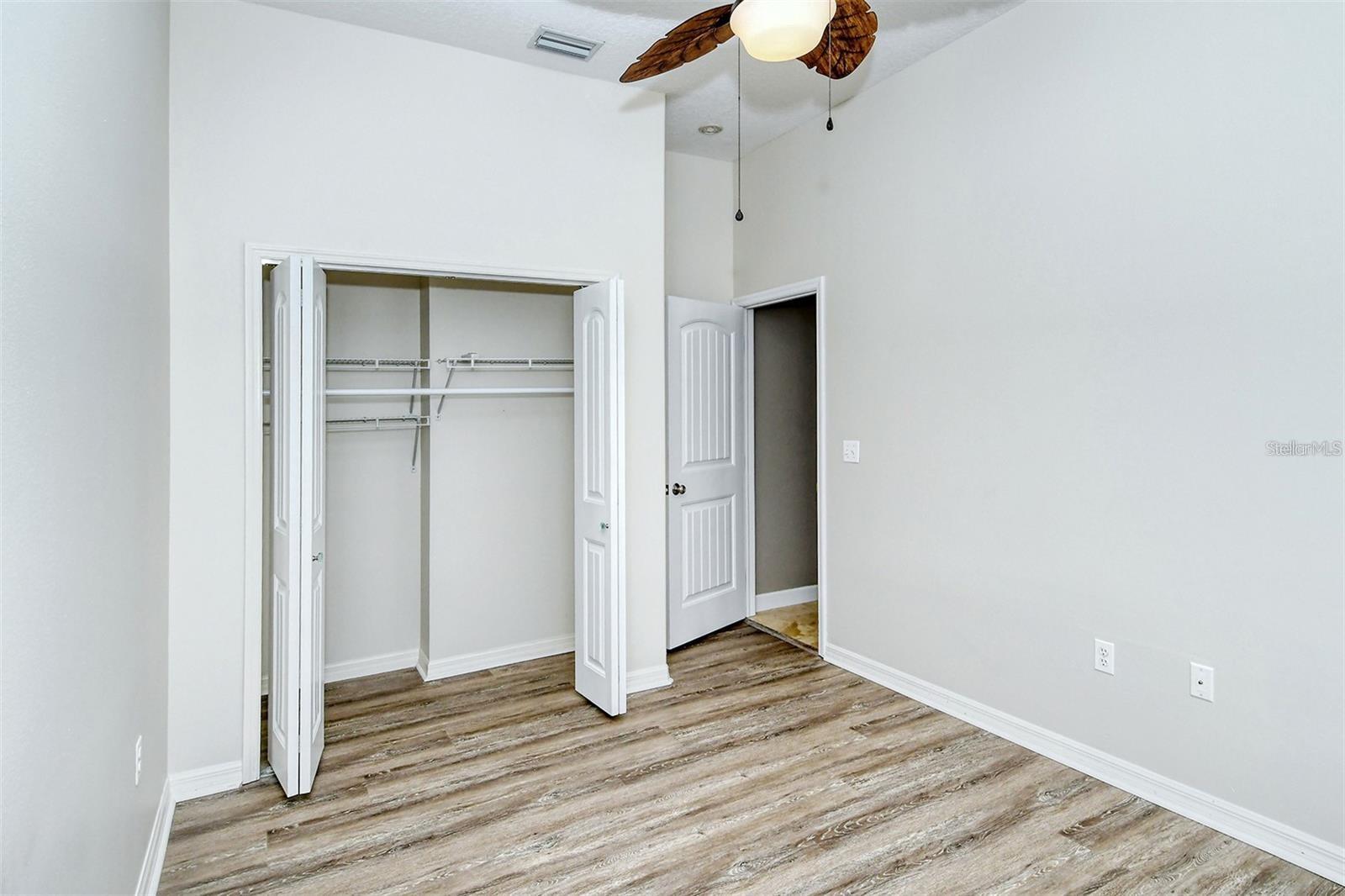 Image 28 of 50 For 6807 Sagebrush Circle