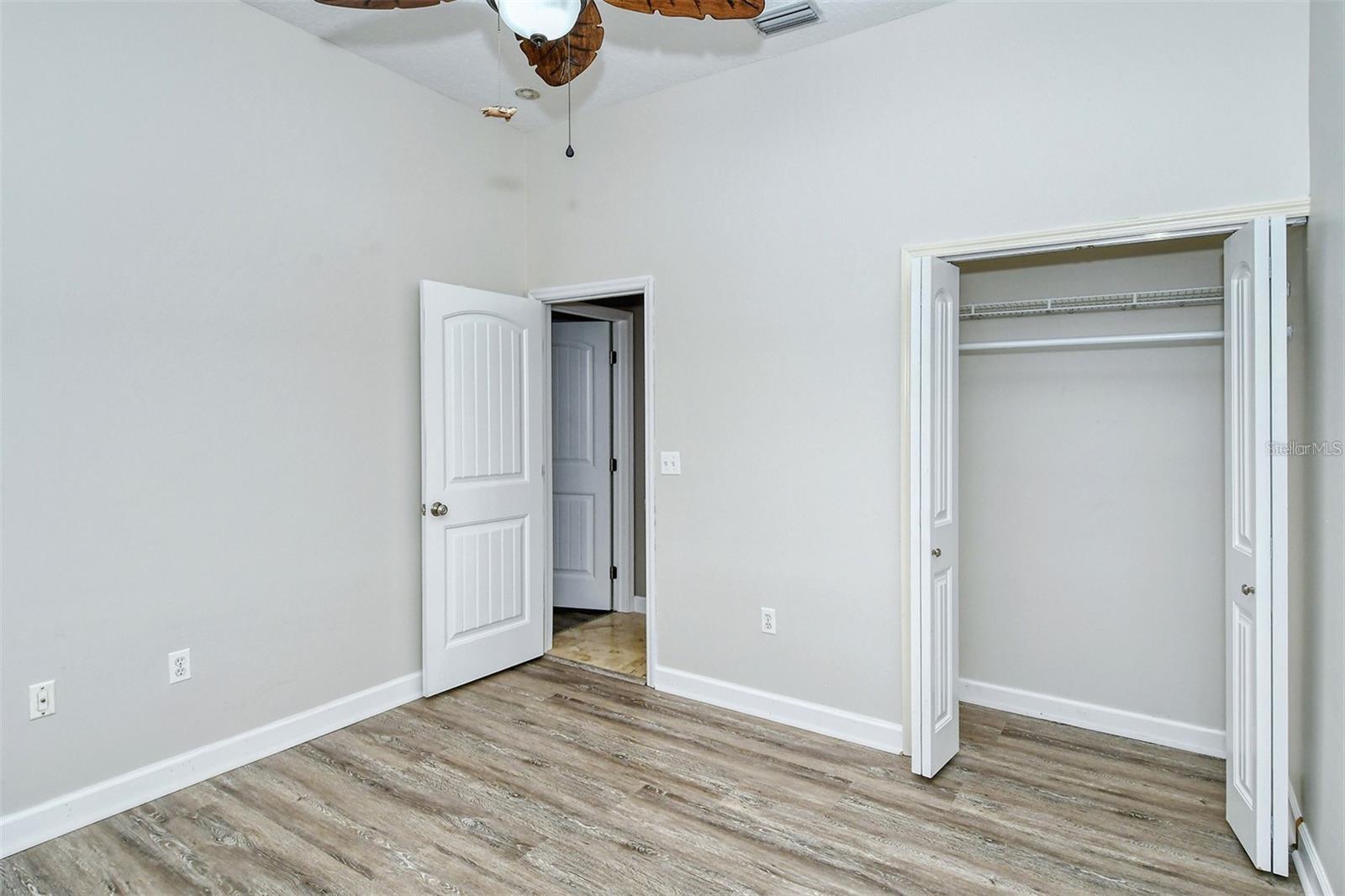 Image 30 of 50 For 6807 Sagebrush Circle