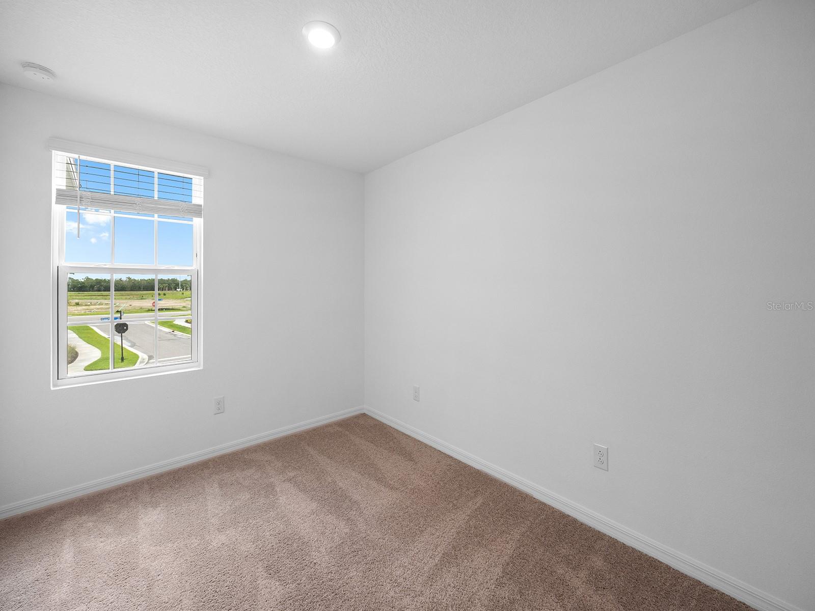 Image 15 of 37 For 8581 Lunar Skye Street