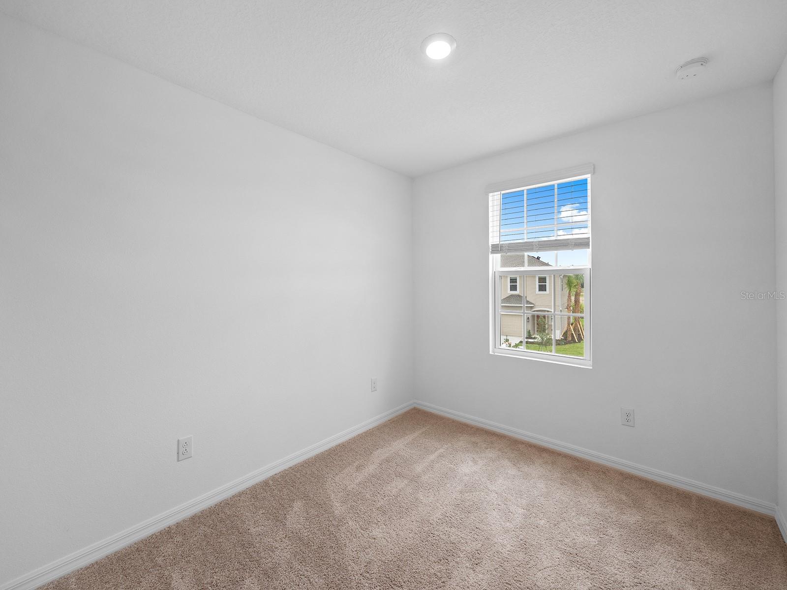 Image 17 of 37 For 8581 Lunar Skye Street