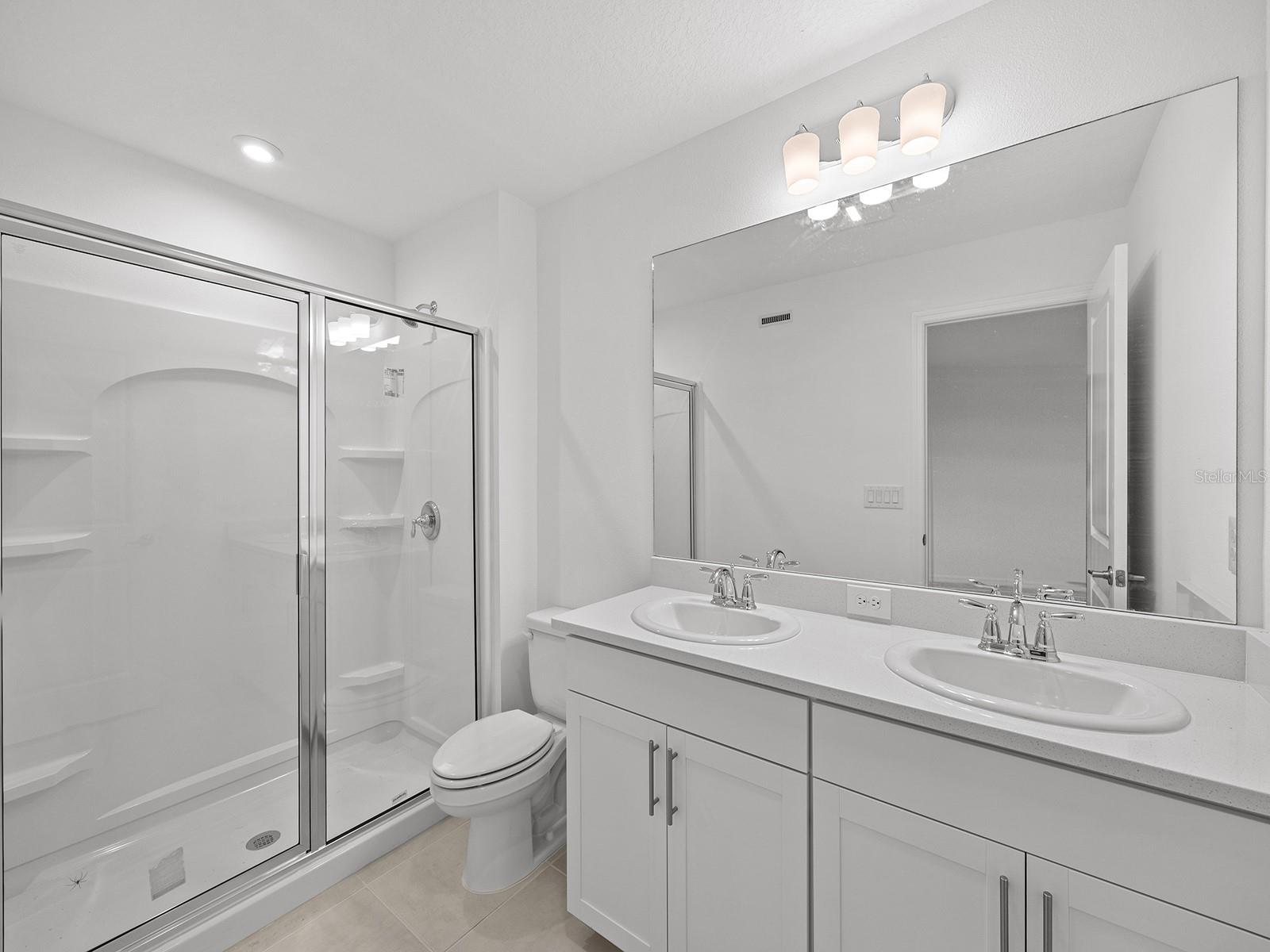 Image 20 of 37 For 8581 Lunar Skye Street
