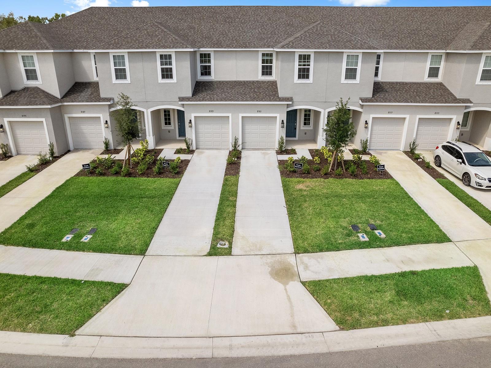 Image 28 of 37 For 8581 Lunar Skye Street
