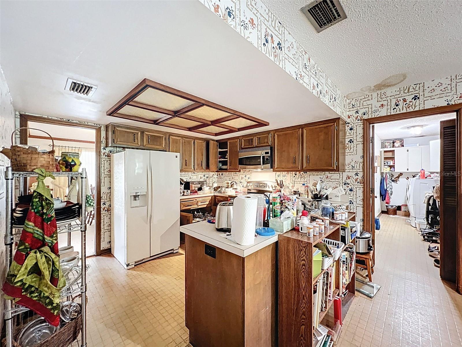 Image 8 of 24 For 1498 Grace Lake Circle
