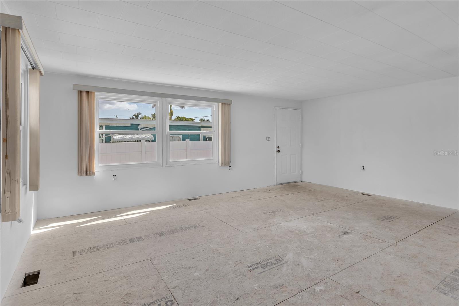 Image 4 of 23 For 3705 116th Street Court W