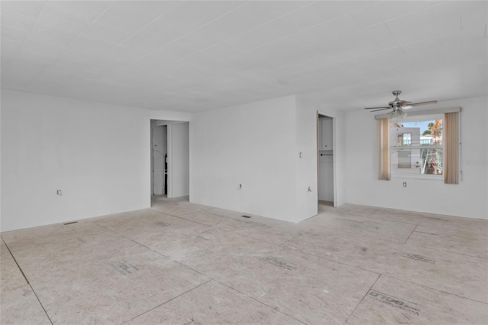 Image 5 of 23 For 3705 116th Street Court W