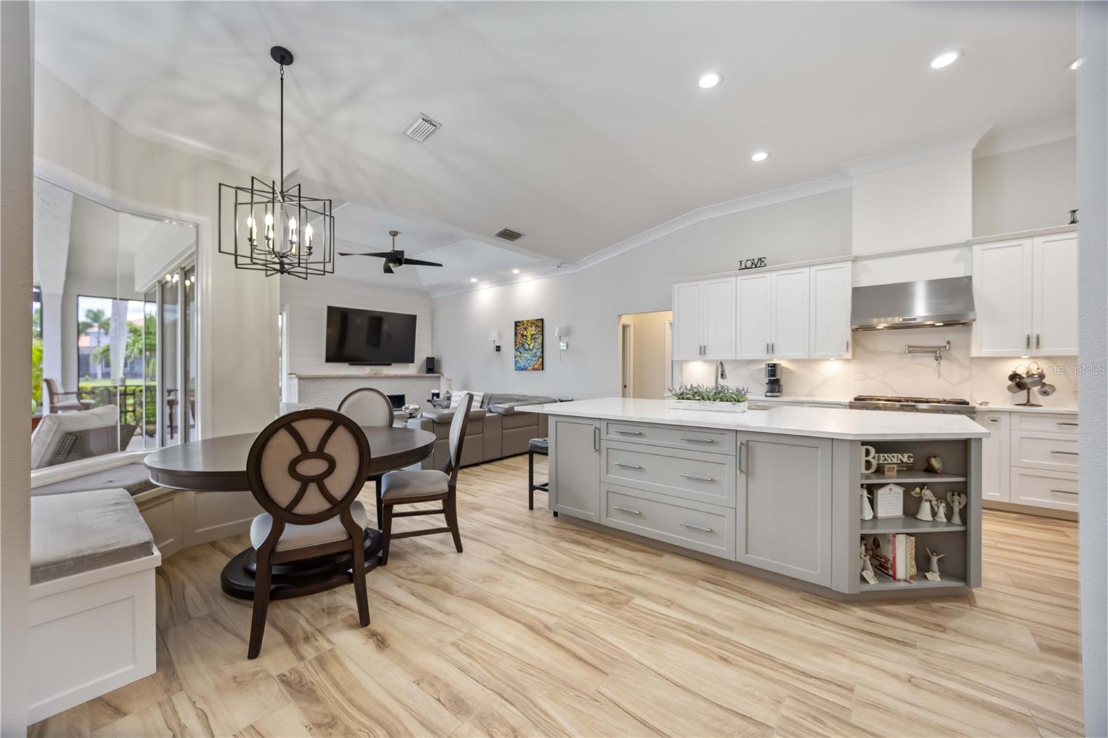 Image 17 of 60 For 7555 Tori Way