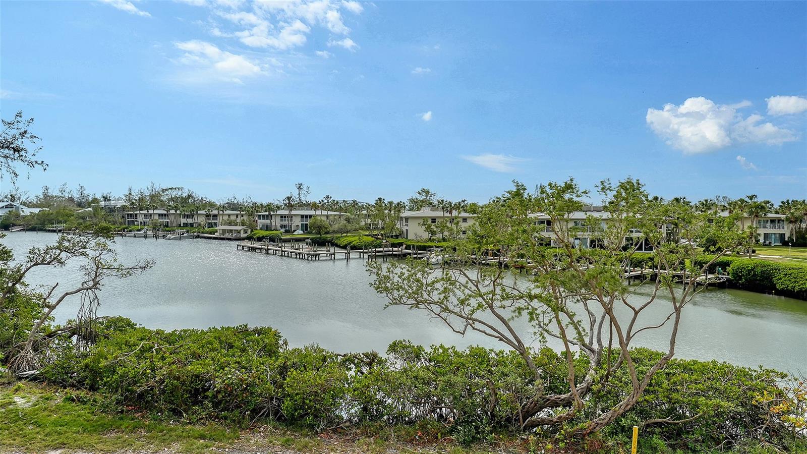 Image 3 of 20 For 6800 Longboat Drive S