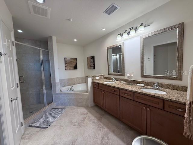 Image 14 of 43 For 7710 Lake Vista Court 302