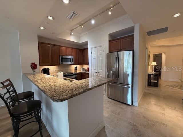 Image 3 of 43 For 7710 Lake Vista Court 302