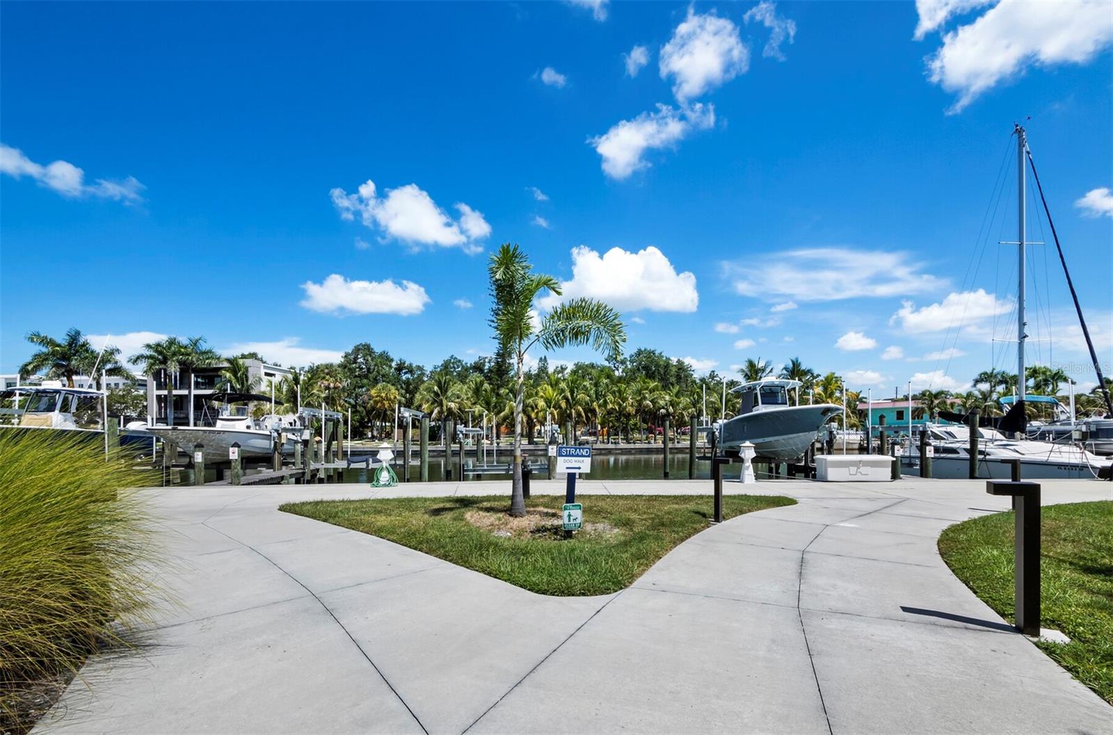 Image 34 of 57 For 1709 Tamiami Trail 525