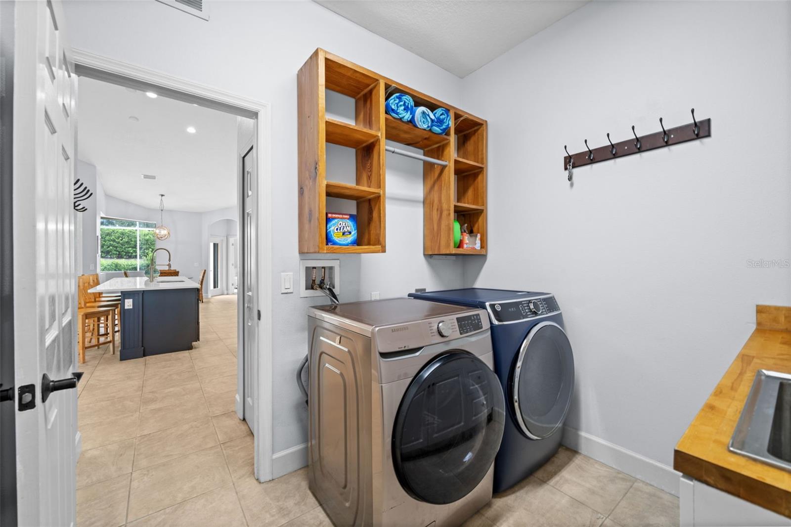 Image 32 of 64 For 7914 Edmonston Circle