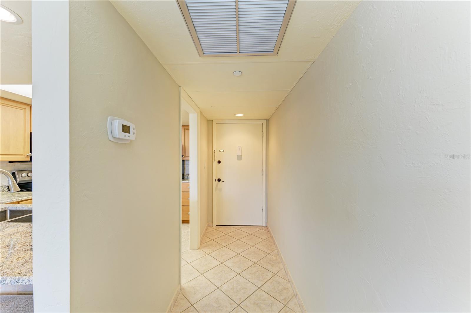 Image 10 of 51 For 627 Alhambra Road 202
