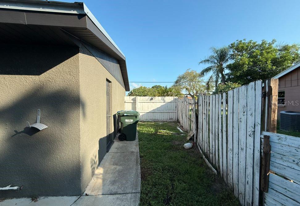Image 3 of 11 For 4598 Brooksdale Drive