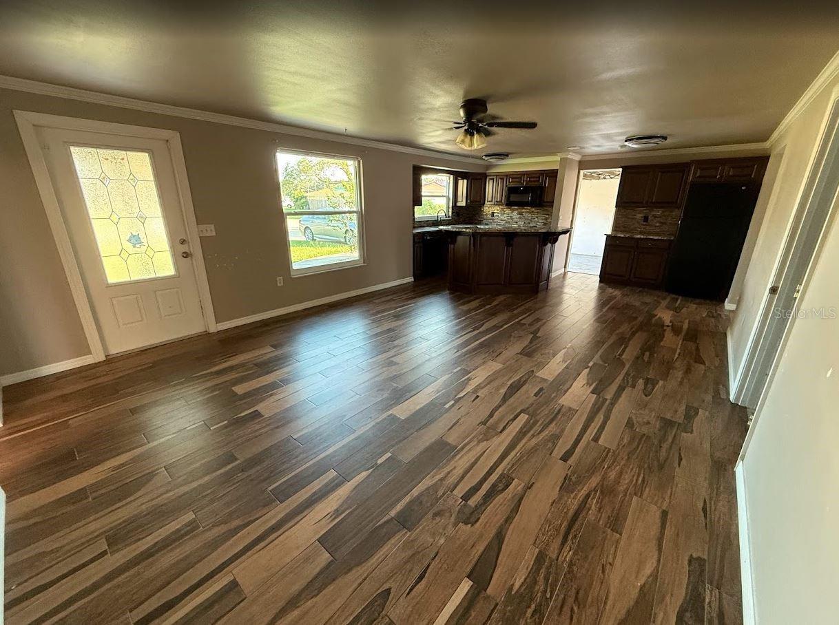 Image 4 of 11 For 4598 Brooksdale Drive