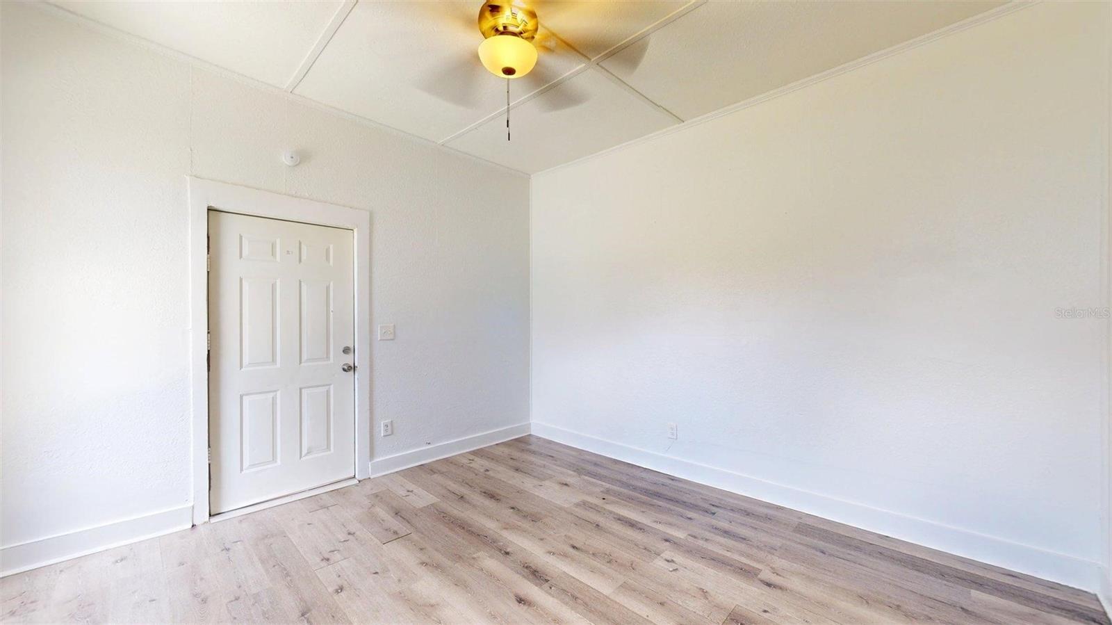 Image 6 of 26 For 1510 10th Street W