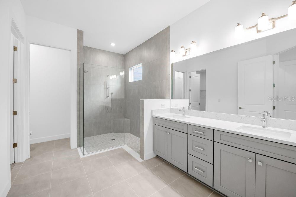 Image 11 of 57 For 8084 Moonbeam Avenue