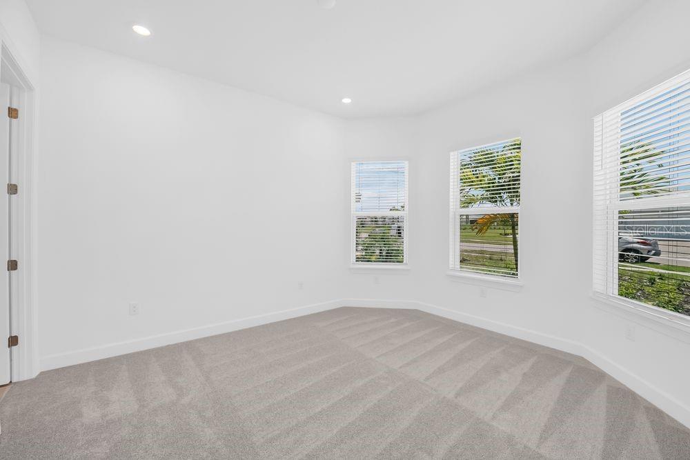 Image 14 of 57 For 8084 Moonbeam Avenue