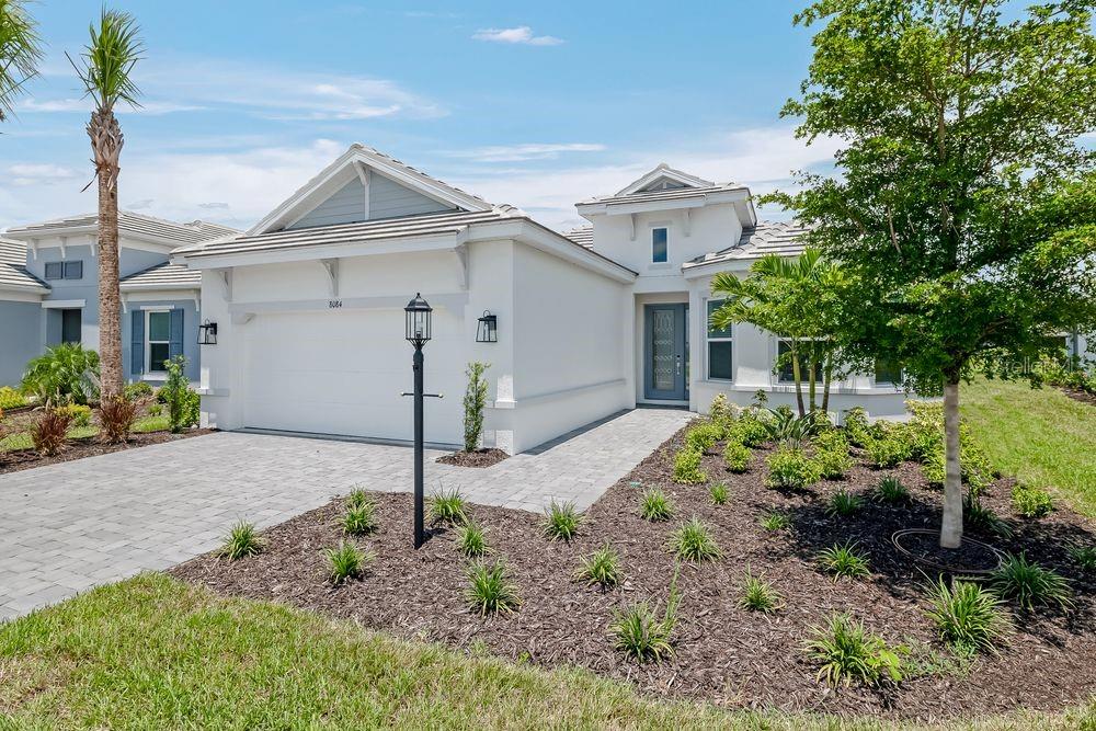 Image 31 of 57 For 8084 Moonbeam Avenue