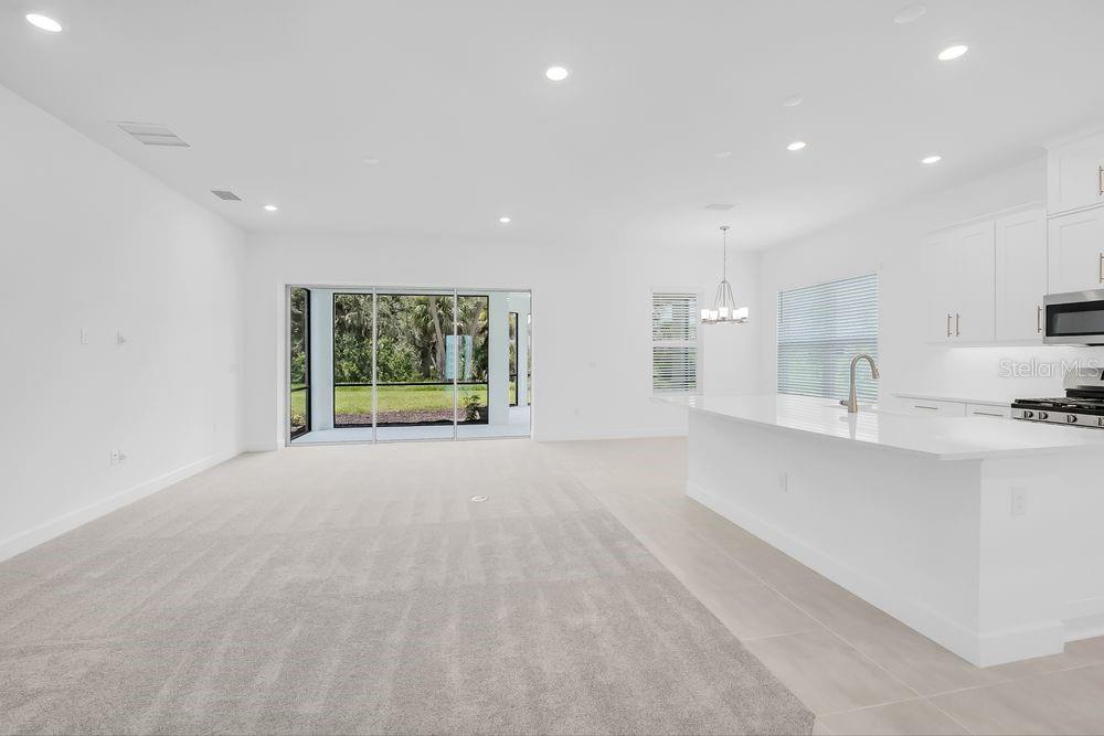 Image 5 of 57 For 8084 Moonbeam Avenue