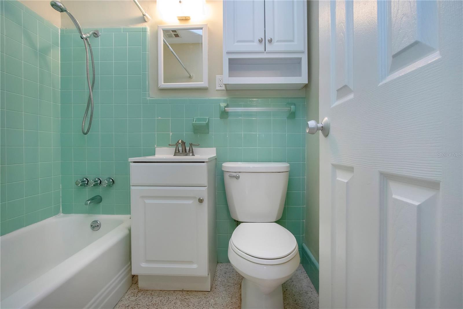 Image 16 of 45 For 2155 Wood Street 6a