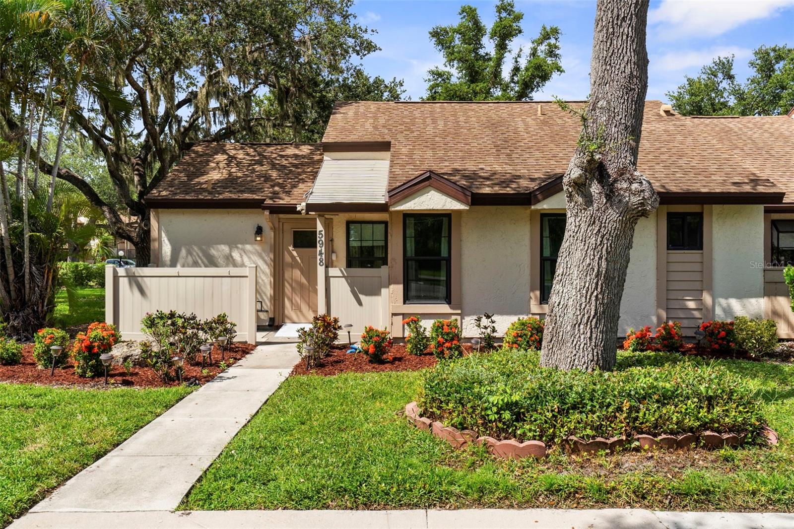 Image 2 of 22 For 5948 Mashie Circle