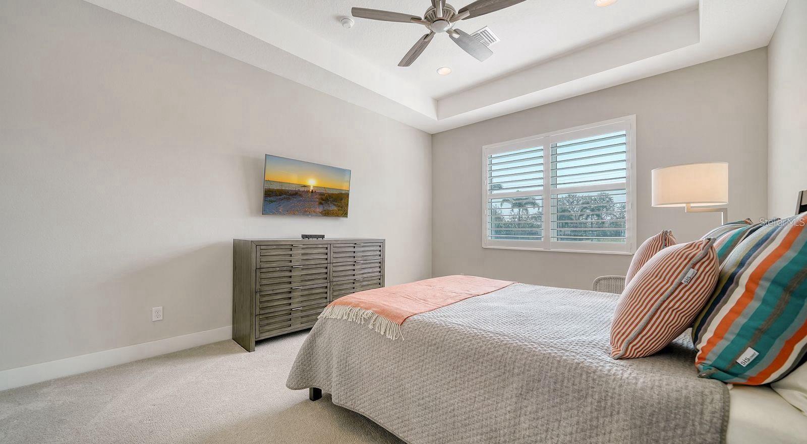 Image 18 of 39 For 7668 Registrar Way
