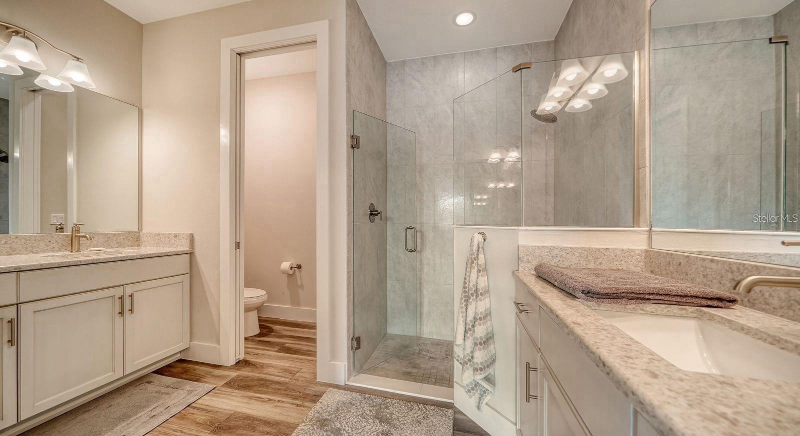Image 21 of 39 For 7668 Registrar Way