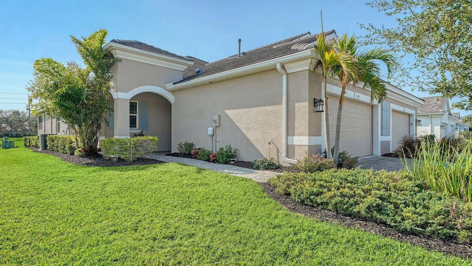 Image 3 of 39 For 7668 Registrar Way
