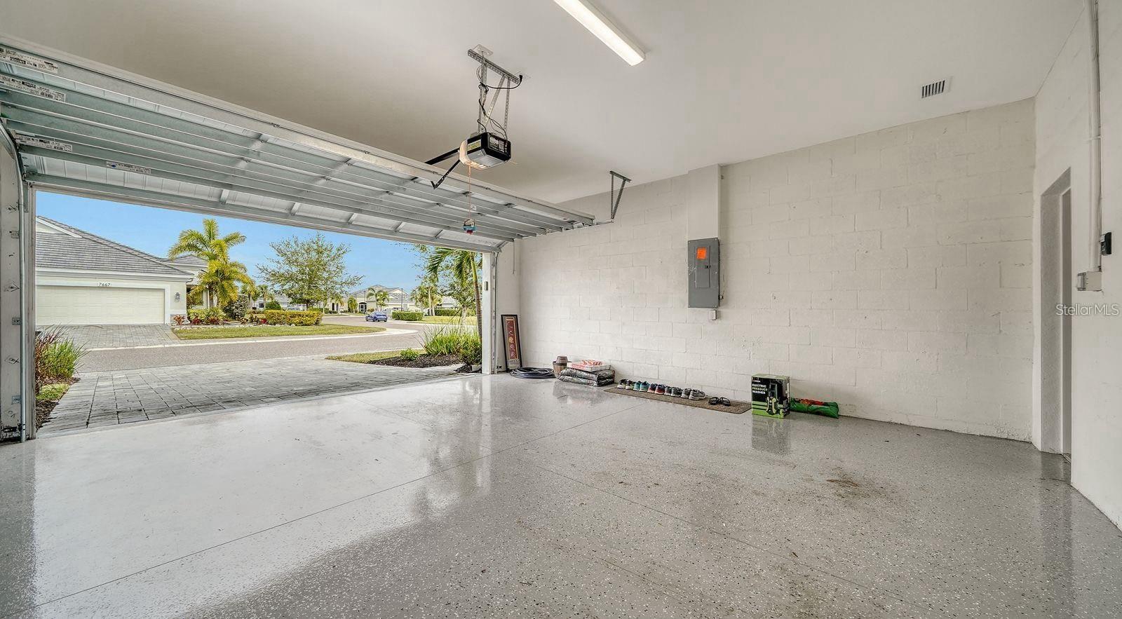 Image 31 of 39 For 7668 Registrar Way