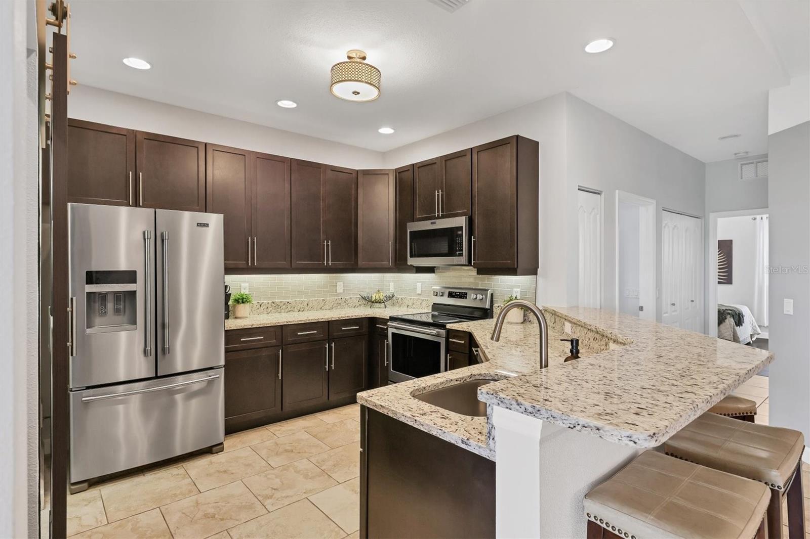 Image 16 of 40 For 6628 7th Avenue Circle W