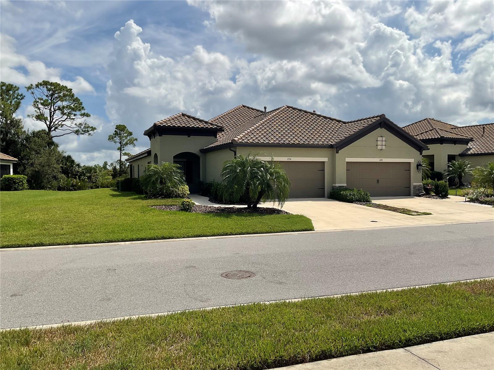 Details for 224 Sarezzo Circle 1, NOKOMIS, FL 34275