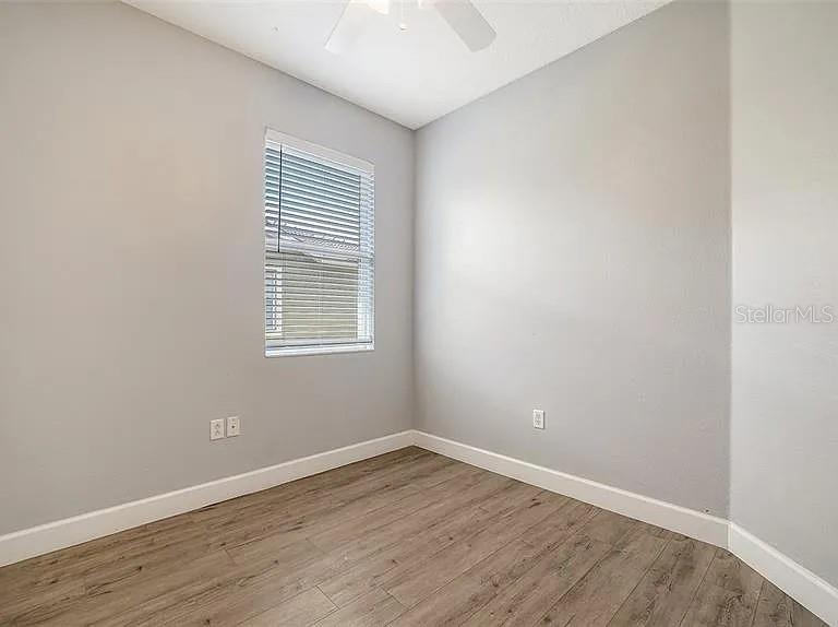 Image 12 of 26 For 7983 Limestone Lane 14-201