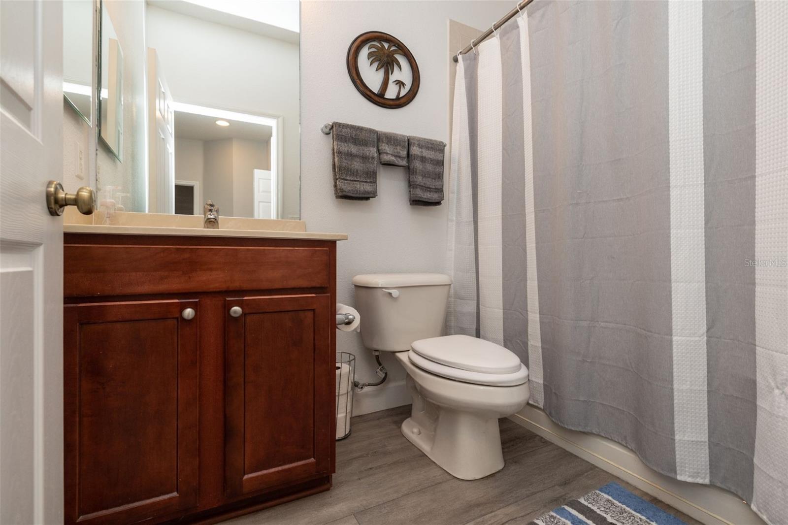 Image 17 of 26 For 7983 Limestone Lane 14-201
