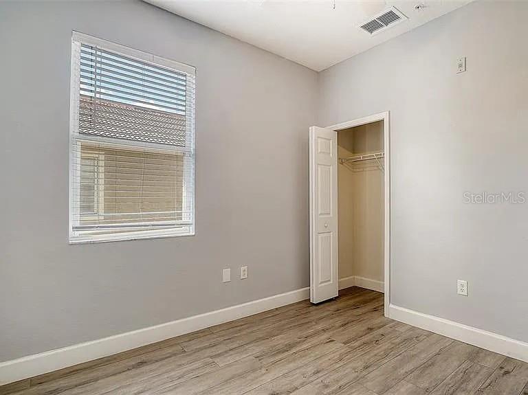 Image 19 of 26 For 7983 Limestone Lane 14-201