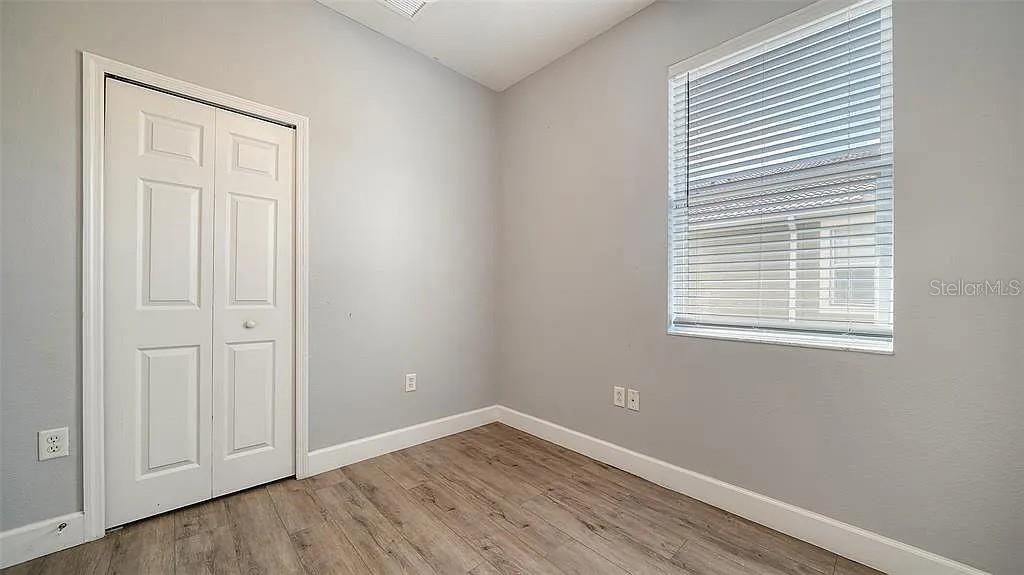 Image 20 of 26 For 7983 Limestone Lane 14-201